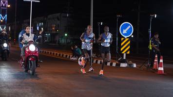 BIB: 028, 027
                            <button type="button" onclick="openModal(23172705)" class="btn btn-primary btn-sm float-right btn-popup" data-toggle="modal" data-target=".modal-high-quality">
                        <i class="fas fa-shopping-cart"></i> Add to Cart
                    </button>
                                            <button type="button" onclick="isThisMe(23172705, true)" class="btn btn-success btn-sm float-right btn-popup btn-isme hidden" data-toggle="tooltip" data-placement="bottom" title="นี่คือรูปของคุณใช่ไหม คลิกที่นี่เพื่อเอาเข้าอัลบั้ม">
                        <i class="fas fa-plus"></i> Add to album
                    </button>
                    <button type="button" onclick="isThisMe(23172705, false)" class="btn btn-warning btn-sm float-right btn-popup btn-isnotme hidden">
                        <i class="fas fa-ban"></i> Remove from album
                    </button>